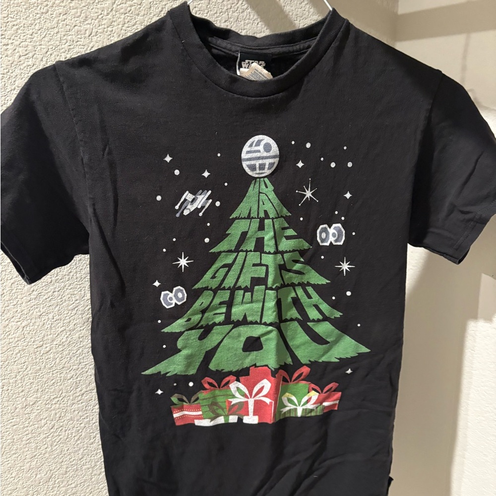 Star Wars Women’s May The Gifts Be With You Christmas t-shirt Size Small